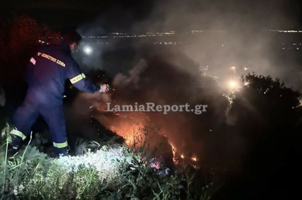Φωτιά σε υποσταθμό ρεύματος στην Φθιώτιδα – Σταμάτησε το τρένο στην Τιθορέα