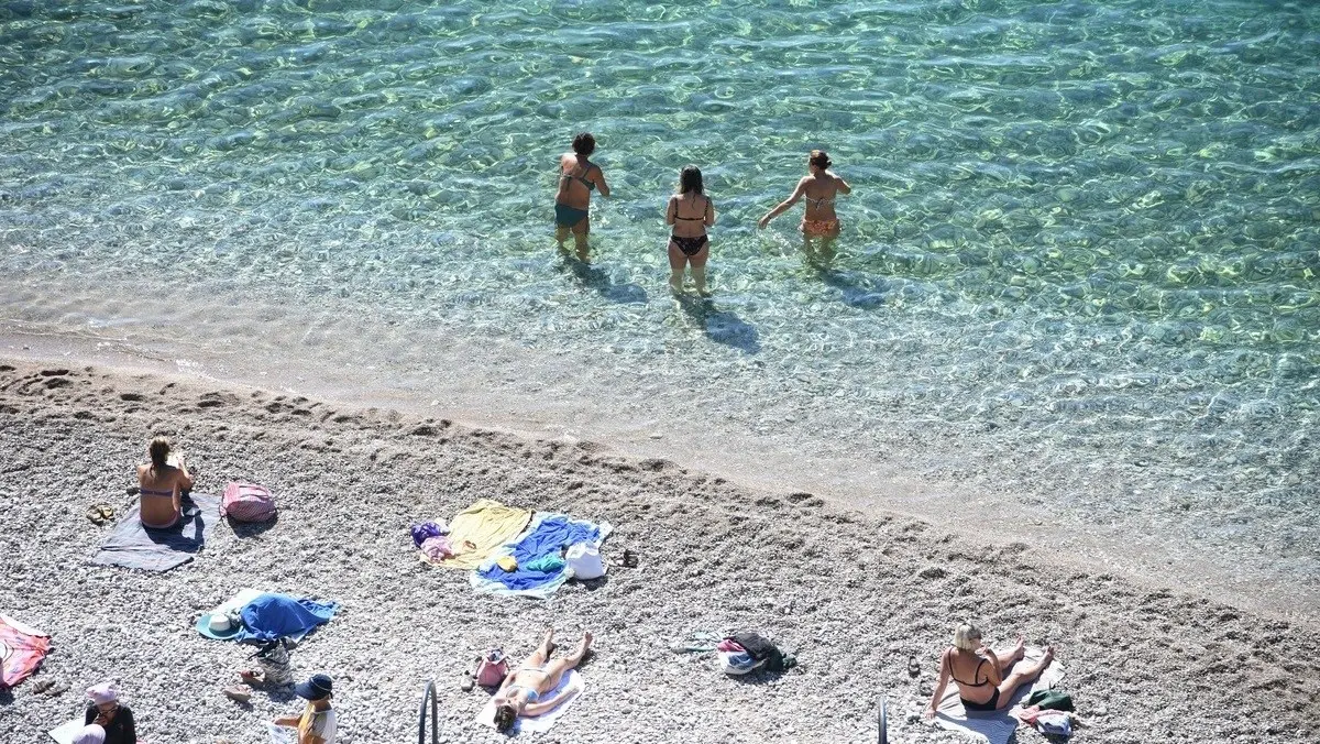 Ανεβαίνει από το Σάββατο ξανά η θερμοκρασία – Άνεμοι ως και 6 μποφόρ