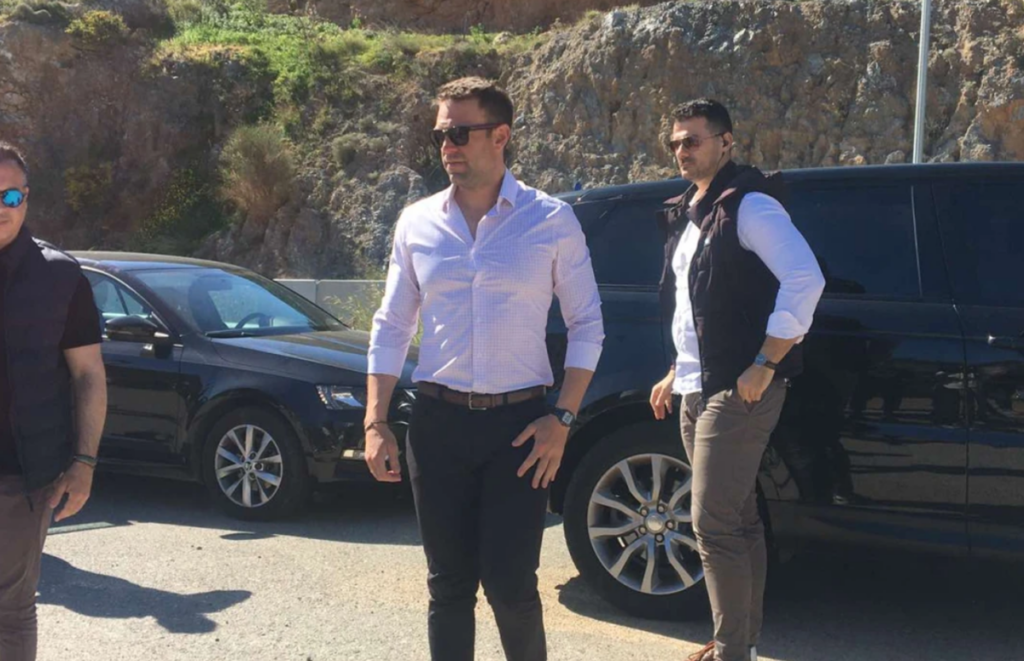 Κασσελάκης: Ο κ. Μητσοτάκης δεν τήρησε την υπόσχεσή του για τηλεκπαίδευση στα γυμνασιόπαιδα της Γαύδου
