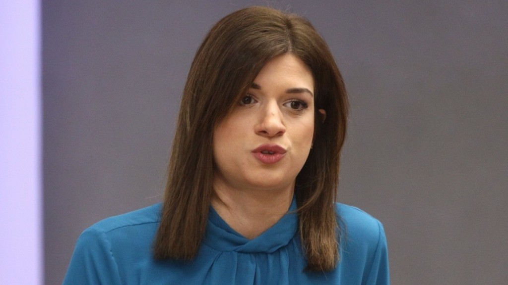 Νοτοπούλου για τη γυναικοκτονία στους Αγ. Αναργύρους: Αμείλικτα τα ερωτήματα για τη στάση της Αστυνομίας 