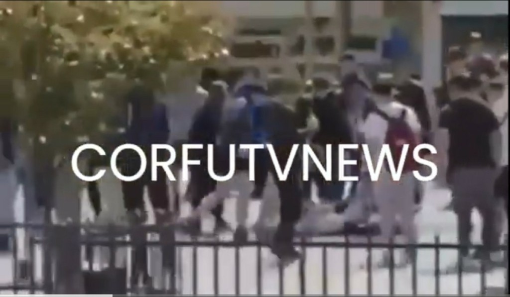 Κέρκυρα: Στον ανακριτή ο 17χρονος που τραυμάτισε με μαχαίρι τρεις ανθρώπους