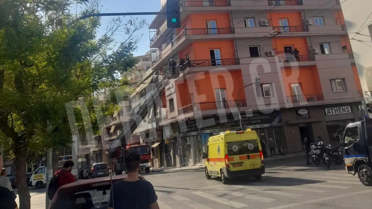 Σορός άνδρα εντοπίστηκε μετά από πυρκαγιά σε ξενοδοχείο στο κέντρο της Αθήνας