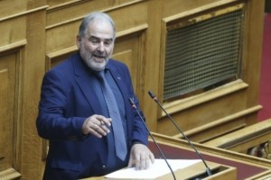 Διονύσης Βαλτογιάννης: Σάλος με τον ανεξάρτητο βουλευτή που εξύμνησε την Χούντα – Άμεση καταδίκη από όλα τα κόμματα