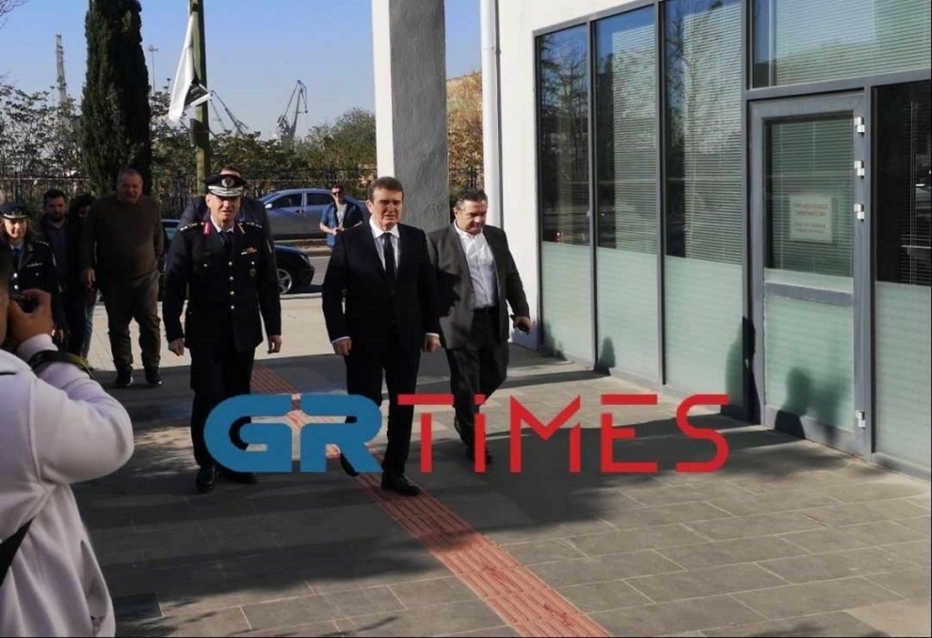 Χρυσοχοΐδης για γυναικοκτονία στου Αγ. Αναργύρους: Είμαι συντετριμμένος