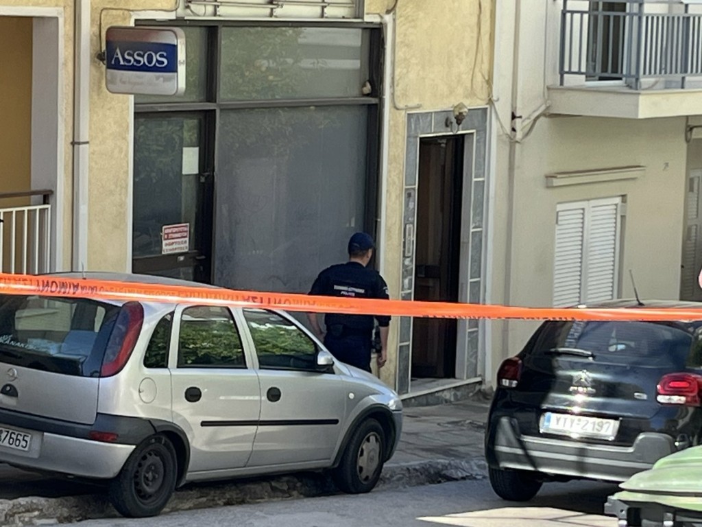 Ηλιούπολη: Ο 36χρονος σκότωσε την 63χρονη μητέρα του και αυτοκτόνησε, το πιθανότερο σενάριο