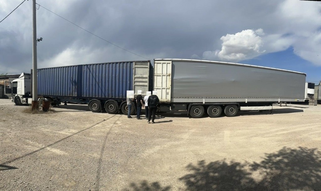 ΕΛΑΣ: Κατασχέθηκαν περισσότερα από 640.000 πακέτα λαθραίων τσιγάρων – Συνελήφθησαν 4 άτομα
