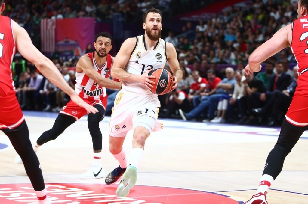 Ρεάλ Μαδρίτης – Ολυμπιακός 87-76: Ξύπνησε αργά και το πλήρωσε