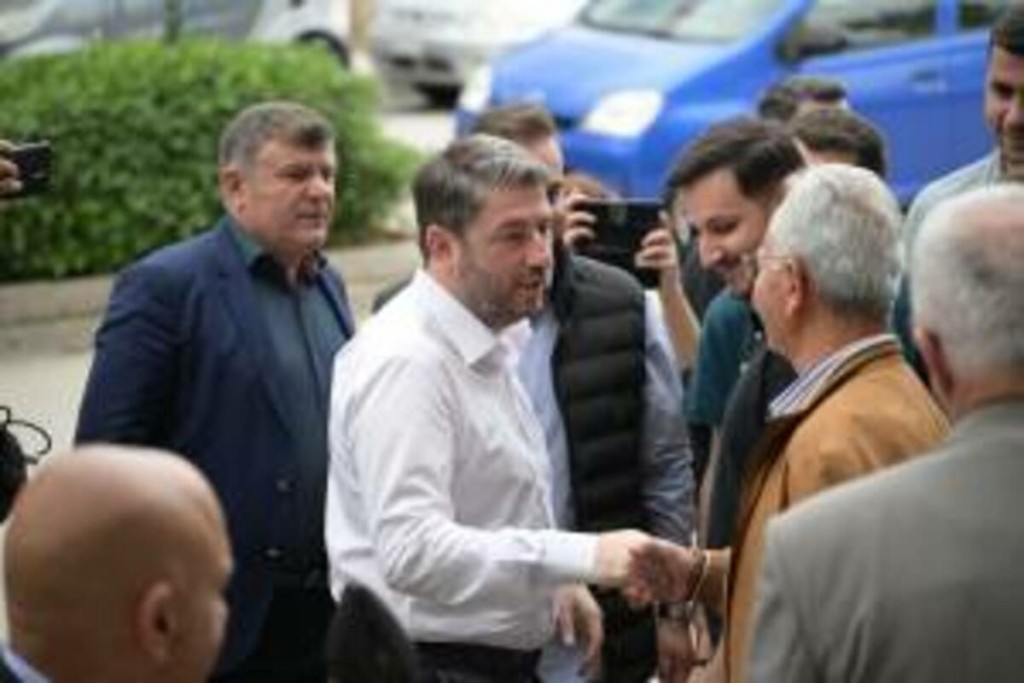 Ανδρουλάκης: Η Δημοκρατική Παράταξη μπορεί να ανοίξει την πόρτα εξόδου της ΝΔ