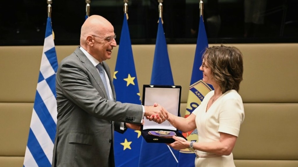 Συναντήθηκε ο Νίκος Δένδιας με την υπουργό Ευρωπαϊκών Θεμάτων της Σουηδίας