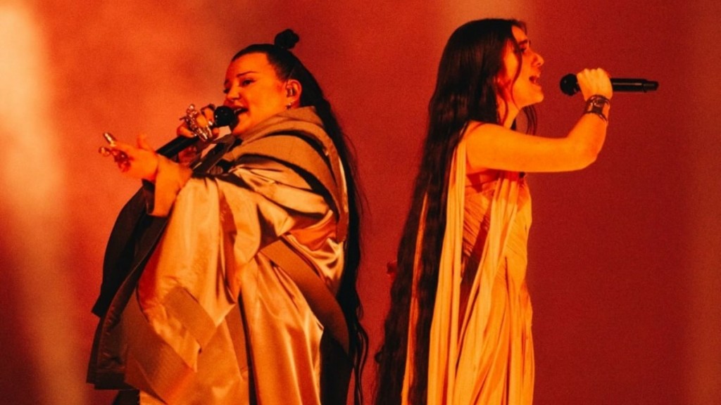 Eurovision 2024 – Δείτε την τούμπα της Alyona Alyona που κανείς δεν παρατήρησε επάνω στη σκηνή