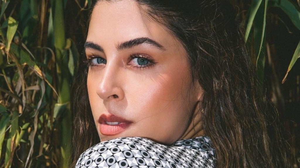 Demy – Τι απάντησε για τις φωτογραφίες που πυροδότησαν τις φήμες εγκυμοσύνης