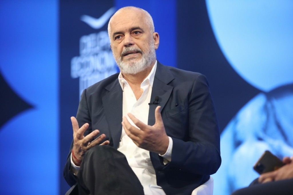 Έντι Ράμα: Το κάλεσμα του Αλβανού πρωθυπουργού στη συγκέντρωση της Κυριακής στο Γαλάτσι (pic)