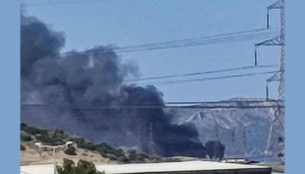 Φωτιά σε μάντρα στον Ασπρόπυργο -Μεγάλη κινητοποίηση της Πυροσβεστικής