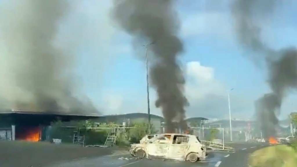 Γαλλία: Και 6ος νεκρός στις συγκρούσεις στη Νέα Καληδονία – Εκατοντάδες οι τραυματίες