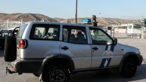 Βόλος: Δύο συλλήψεις για την άγρια επίθεση σε επιβάτες ταξί από ομάδα 10 νεαρών – Αναζητείται τρίτος