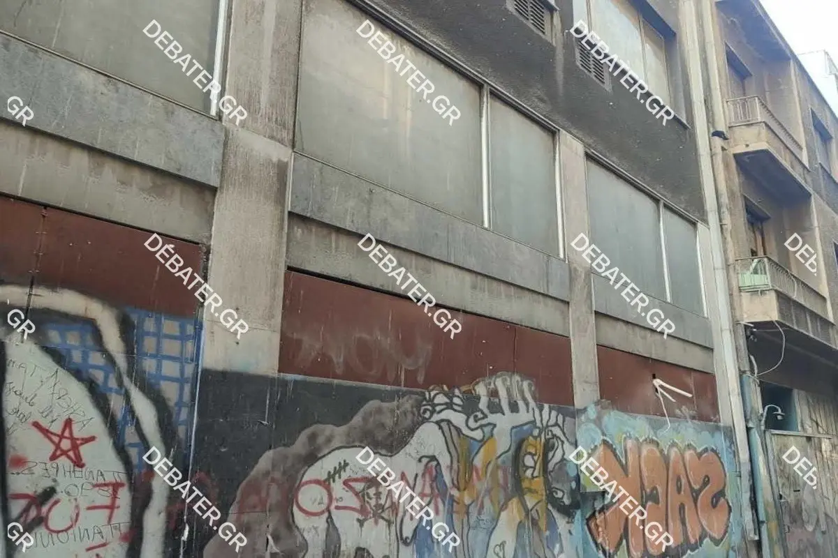 Εφιάλτης για 33χρονη στην Ομόνοια: 27χρονος τη βίασε, τη μαχαίρωσε και την παράτησε σε εγκαταλειμμένο κτίριο