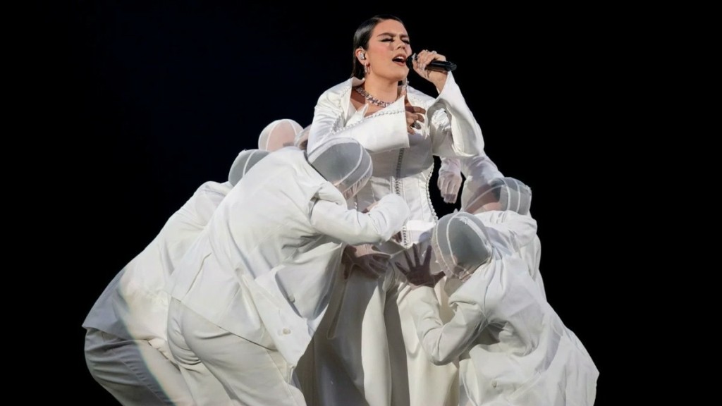 Eurovision 2024 – Πορτογαλία: Η iolanda ντυμένη στα λευκά εντυπωσίασε στον Α’ Ημιτελικό