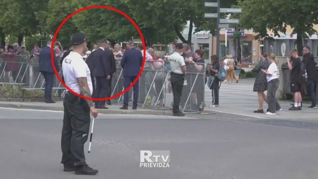 Ρόμπερτ Φίτσο: Πήρε εξιτήριο μετά την δολοφονική επίθεση που δέχθηκε ο Σλοβάκος πρωθυπουργός