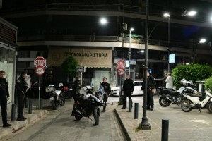 Θρίλερ στο Πέραμα: Γυναίκα εντοπίστηκε νεκρή – Φέρει αίματα στο πρόσωπό της