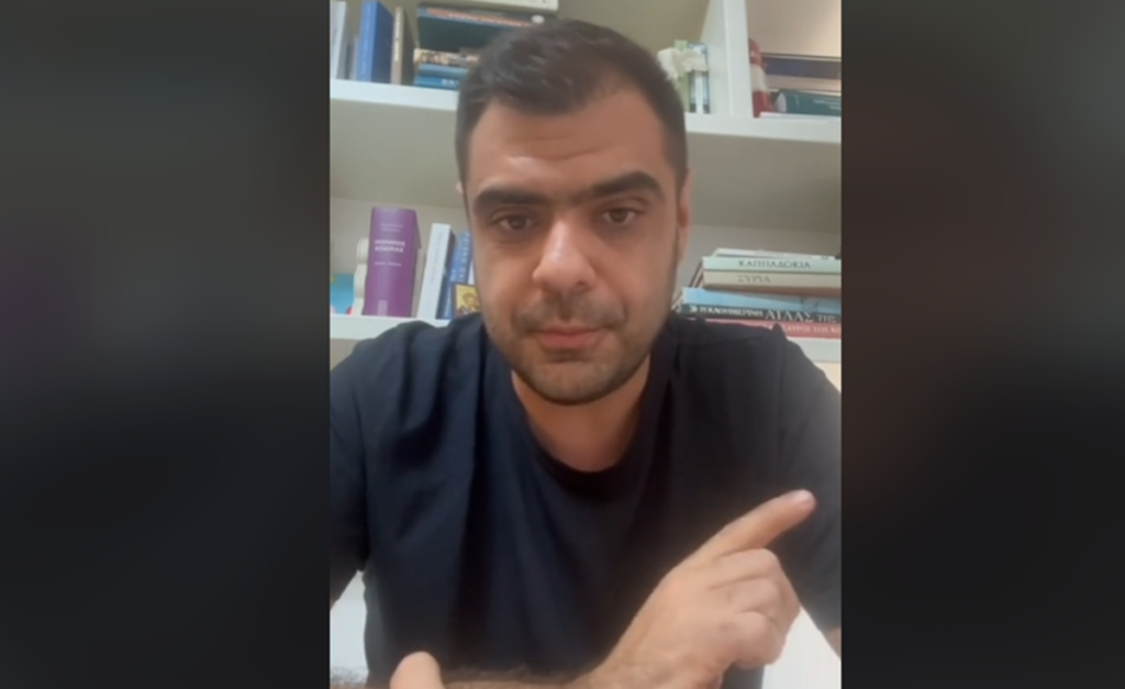Παύλος Μαρινάκης: Απάντησε στον Κασσελάκη για το βίντεο με την φέτα – «Πάμε να δούμε μαζί τι σημαίνει πολιτικός απατεώνας»