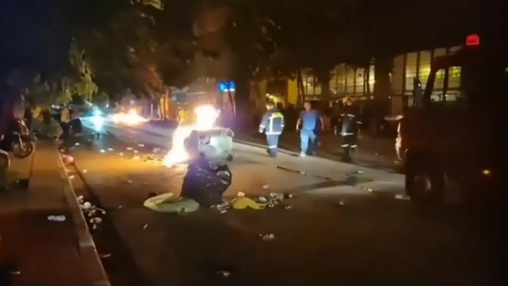 Θεσσαλονίκη: Φωτιά τα ξημερώματα στα γραφεία του Άρη