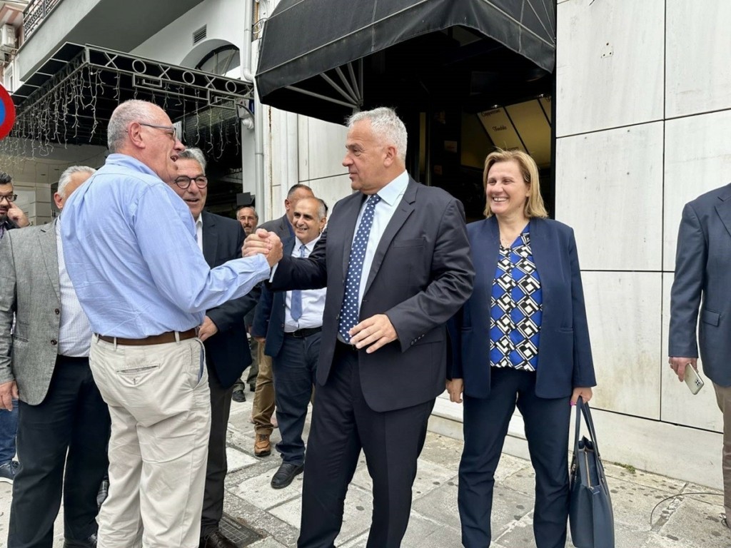 Επίσκεψη κλιμακίου της Νέας Δημοκρατίας στην Κορινθία – Το μήνυμα Βορίδη