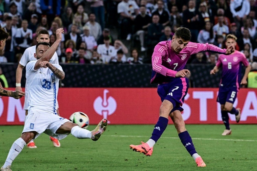 Γερμανία – Ελλάδα 2-1: Λύγισε στο φινάλε
