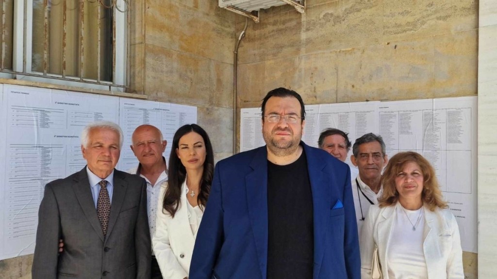 Ευρωεκλογές 2024: Καταγγελία από τον Φίλιππο Καμπούρη για απόκρυψη ψηφοδελτίων του ΛΑ.Ο.Σ.