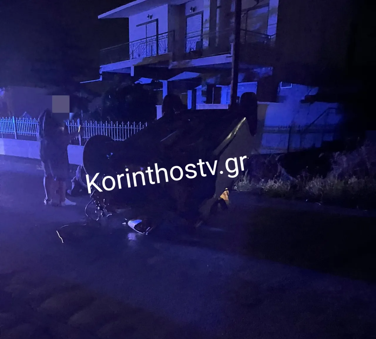 Ζευγολατιό: Σοβαρό τροχαίο με ανατροπή Ι.Χ.