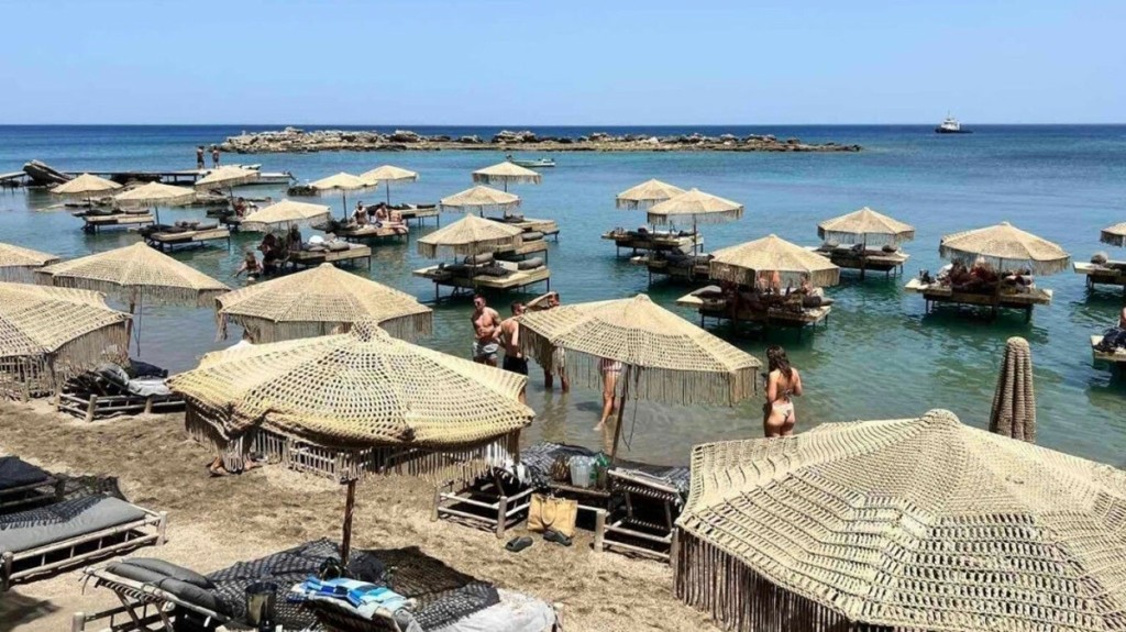 Ρόδος: Απομακρύνονται άμεσα οι αυθαίρετες κατασκευές στην παραλία Αγία Μαρίνα – Το αυστηρό μήνυμα Χατζηδάκη