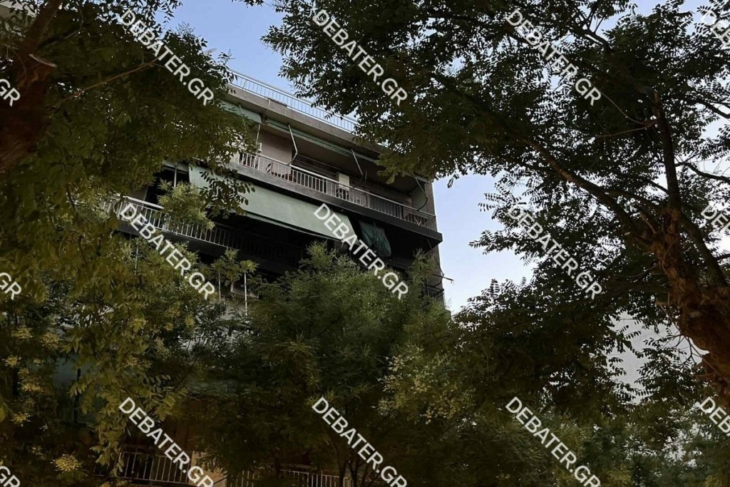 Φωτιά σε διαμέρισμα στην Ακαδημία Πλάτωνος (pics)