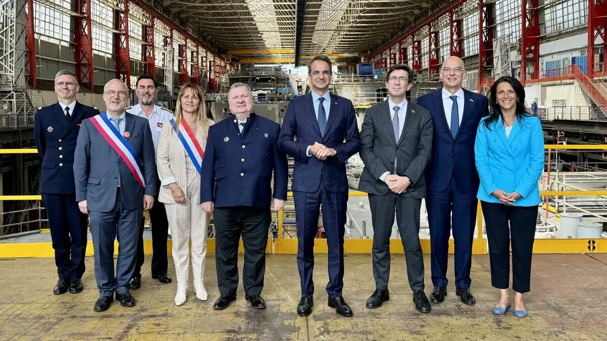 Στο Λοριάν της Γαλλίας για τις φρεγάτες Belharra ο Κυριάκος Μητσοτάκης (vid)