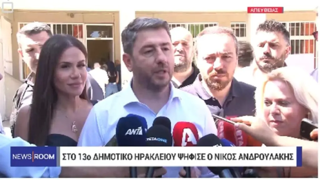 Ψήφισε στην Κρήτη ο Νίκος Ανδρουλάκης: «Ζητώ να μας εμπιστευτείτε, δεν θα σας απογοητεύσουμε» (vid)