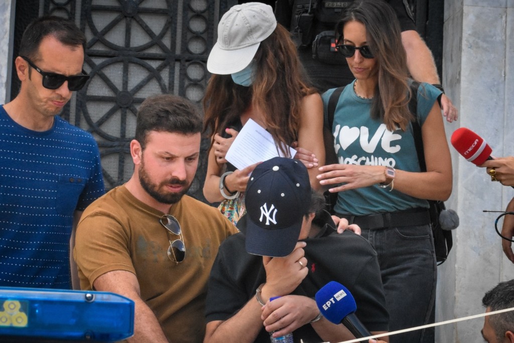 Αρκαδία: Προθεσμία μέχρι την Τετάρτη πήρε το ζευγάρι για τη δολοφονία του 64χρονου