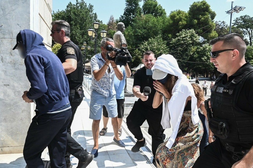 Αρκαδία: Προφυλακιστέος ο 41χρονος για τη δολοφονία του 64χρονου – Αφέθηκε ελεύθερη η 34χρονη