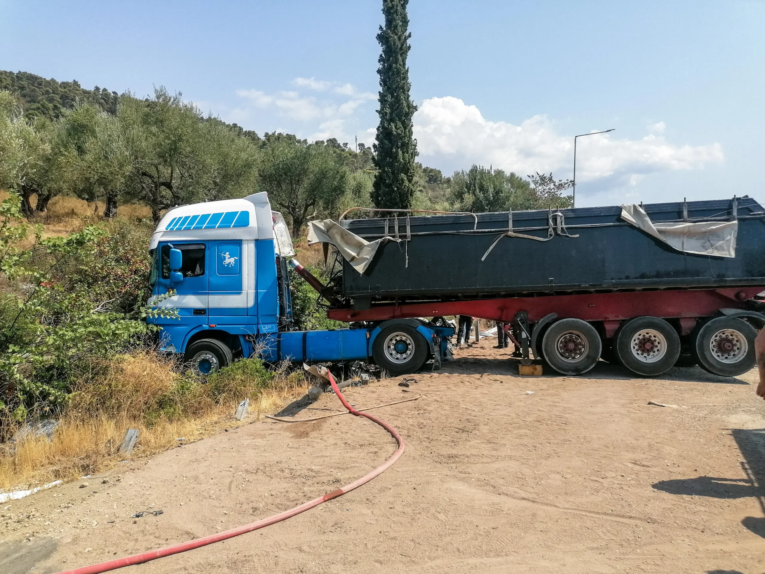Κυπαρισσία: Νοσηλεύεται φρουρούμενος στο νοσοκομείο ο οδηγός της νταλίκας – Σε κρίσιμη κατάσταση ο 19χρονος τραυματίας