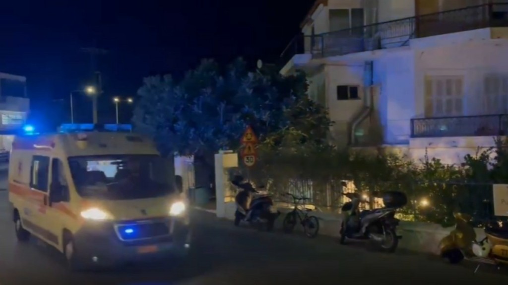 Σοβαρό τροχαίο με τέσσερις τουρίστες τραυματίες στην Ελούντα