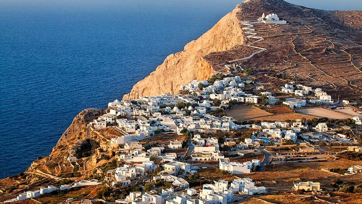 Τραγωδία στη Φολέγανδρο – Γνωστός ξενοδόχος έβαλε τέλος στη ζωή του