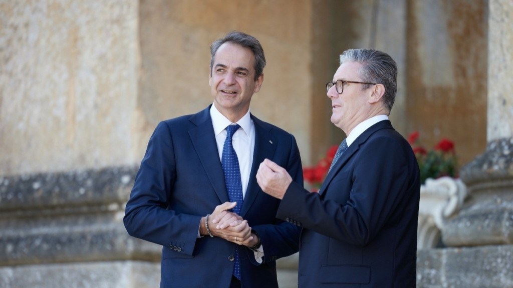 Κυριάκος Μητσοτάκης: Συναντήθηκε με τον πρωθυπουργό της Βρετανίας Κιρ Στάρμερ – Συμφωνία για διμερή συνάντηση