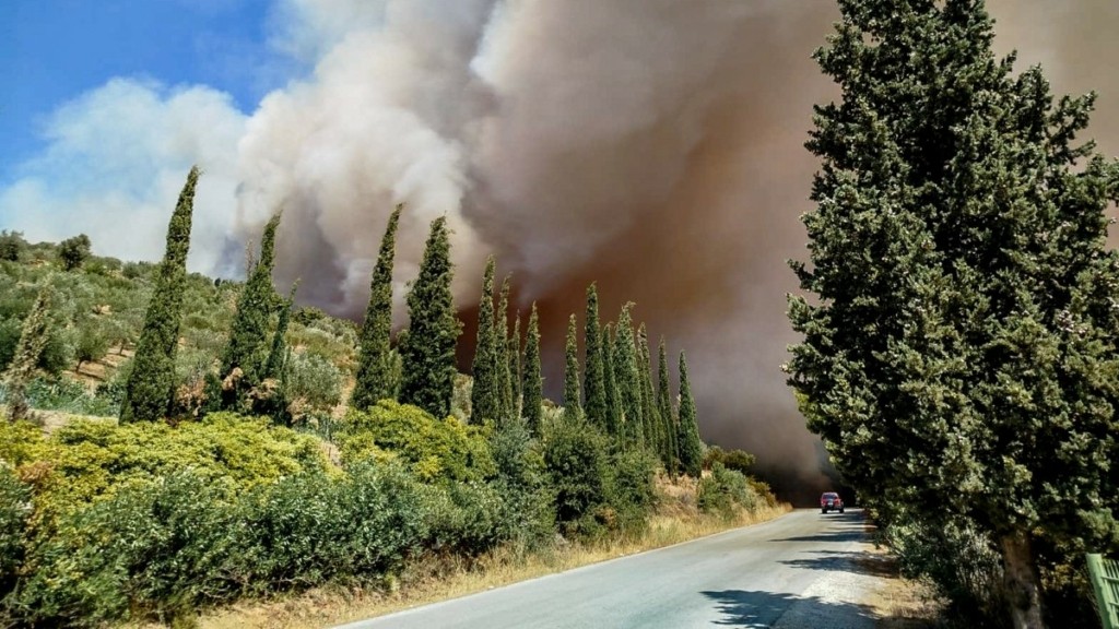 Εύβοια: Νέο μήνυμα για εκκένωση από το 112