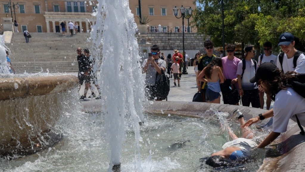 Καύσωνας διαρκείας: Οδηγίες από την Πολιτική Προστασία λόγω των υψηλών θερμοκρασιών