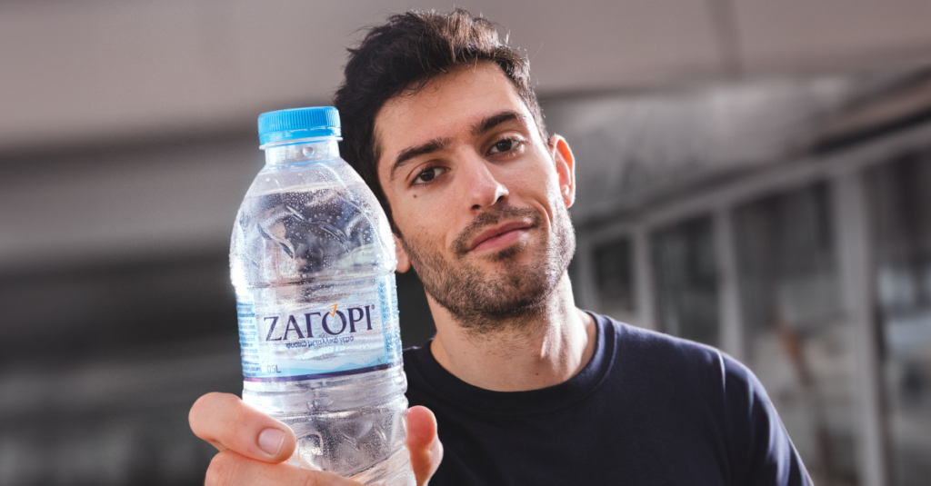 Ο Μίλτος Τεντόγλου δεν βλέπει το τώρα, βλέπει το αύριο και το πάει τέρμα