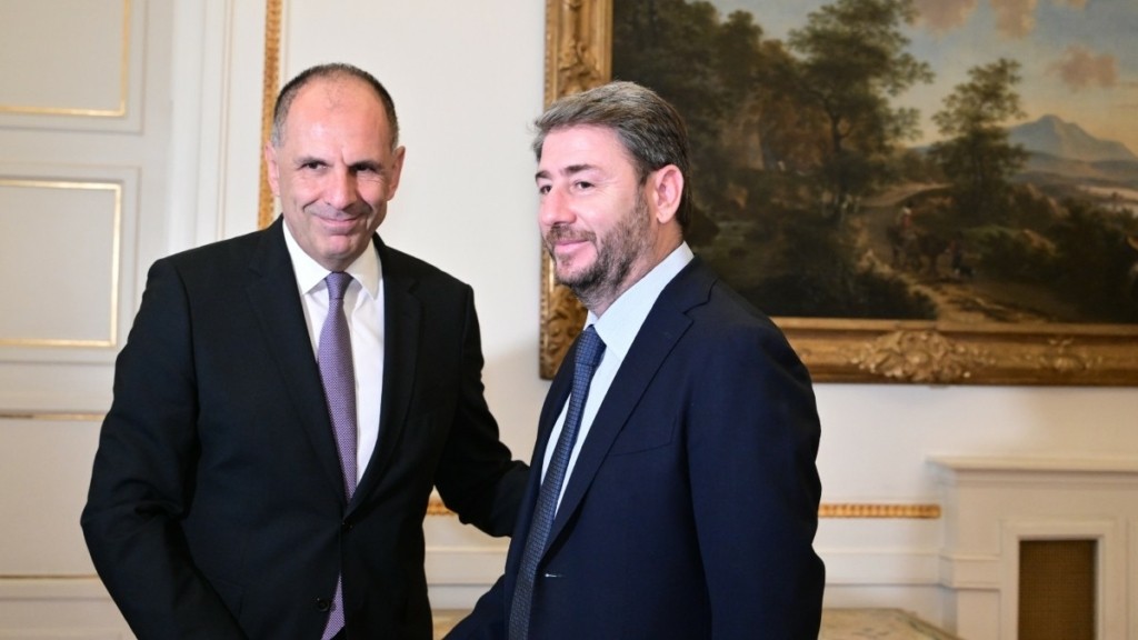 Ανδρουλάκης μετά τη συνάντηση με Γεραπετρίτη: “Επιδιώκουμε την επανέναρξη του διαλόγου για το Κυπριακό”