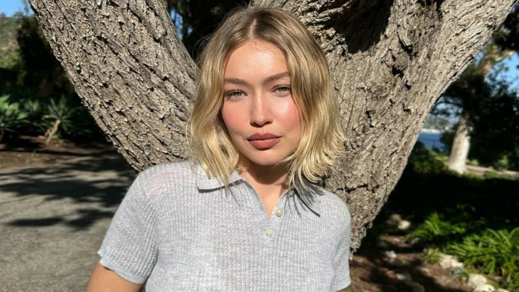 Gigi Hadid – Αποκαλύπτει το μυστικό της για φυσικό, ηλιοκαμένο μακιγιάζ σε λίγα λεπτά
