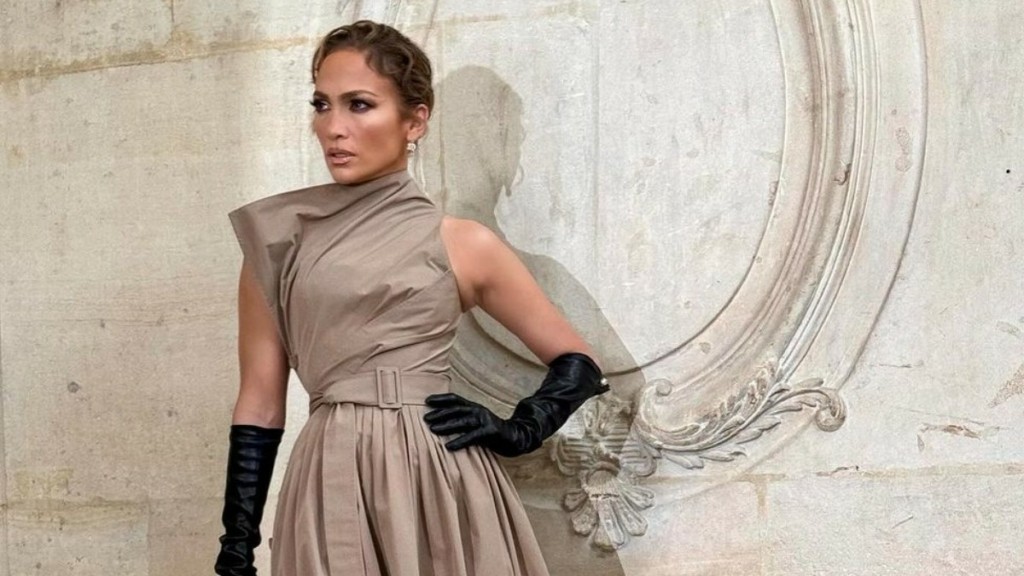 Τζένιφερ Λόπεζ – Στέλνει ”αιχμές” στον Μπεν Άφλεκ με το τραγούδι “Cambia el Paso”