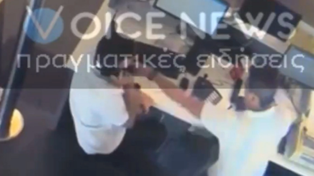 Λευτέρης Αυγενάκης: «Χτύπησε τρεις φορές τον εργαζόμενο, απείλησε με μετάθεση αστυνομικό», λέει στο DEBATER ο πρόεδρος της ΟΣΕΥΠΕ
