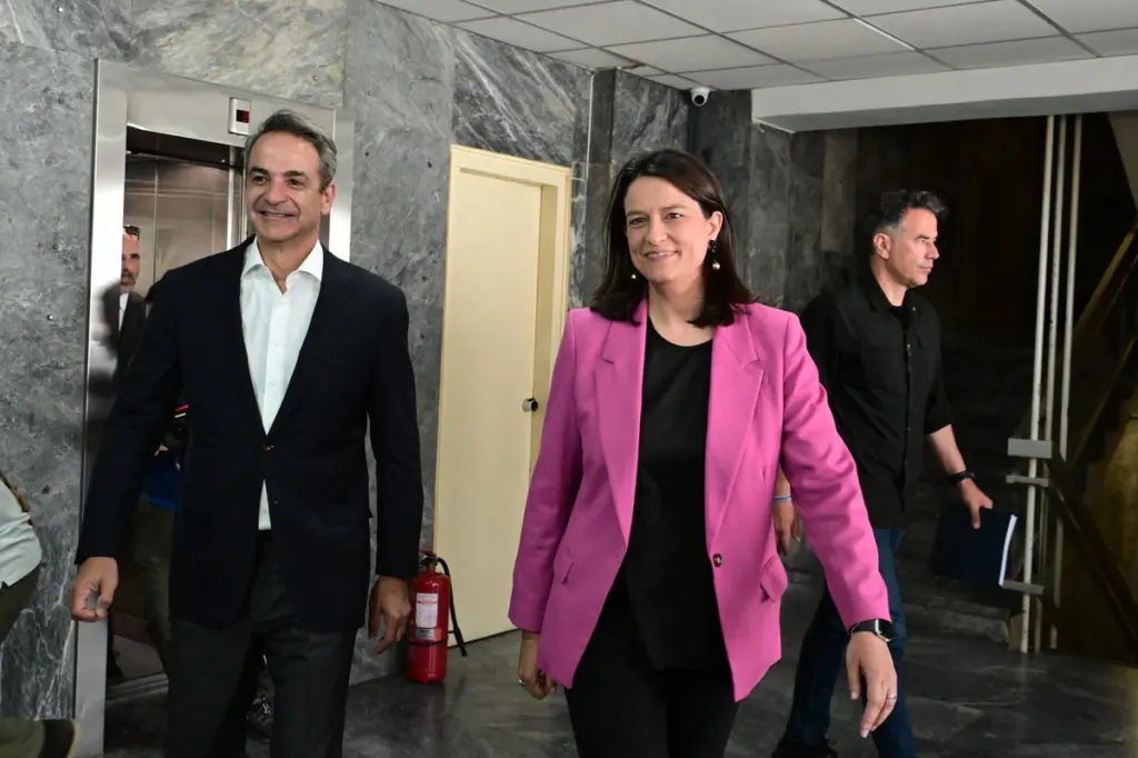 Στο υπουργείο Εργασίας ο Κυριάκος Μητσοτάκης -Δείτε φωτογραφίες