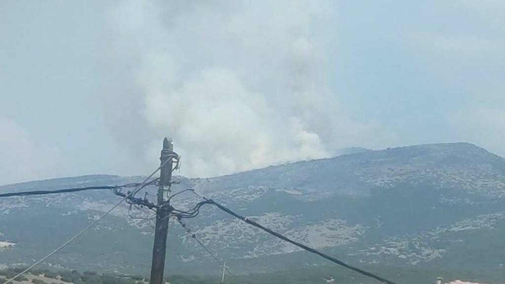 Σε εξέλιξη οι φωτιές στο Φαλακρό της Δράμας και στο όρος Πάικο Πέλλας