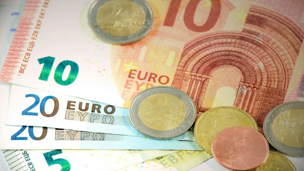 Συντάξεις Απριλίου 2025: Οι οριστικές ημερομηνίες πληρωμής – Πότε θα δουν τα χρήματα οι δικαιούχοι