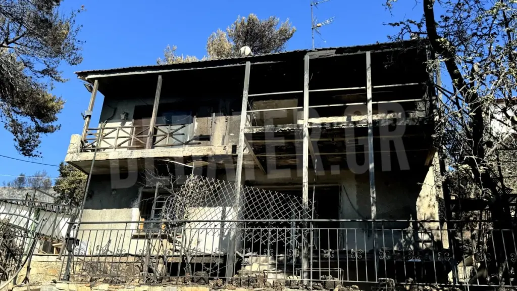 Φωτιές στην Αττική: 78 σπίτια χαρακτηρίζονται «ακατάλληλα» και πρέπει να κατεδαφιστούν
